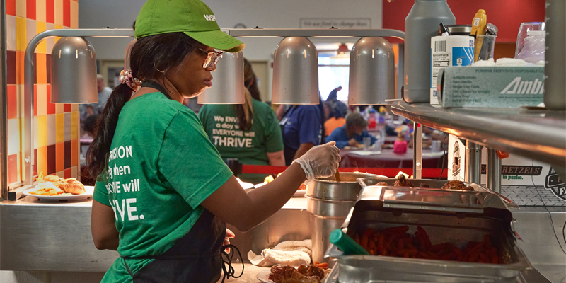 Cathedral Kitchen, Volunteer, food preparation