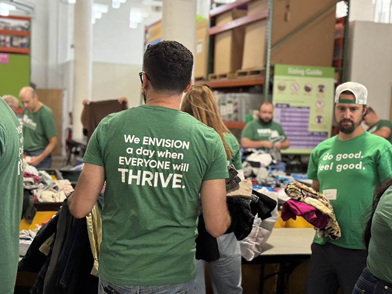 WSFS Associates volunteering.