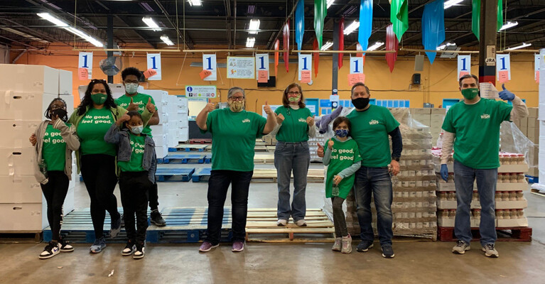 WSFS Associates and their children volunteering.