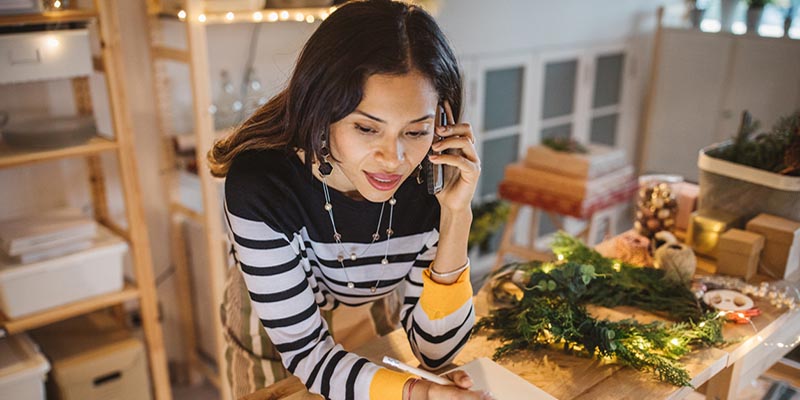 How Businesses Can Prepare for The Busiest Quarter and Survive the Holiday Rush