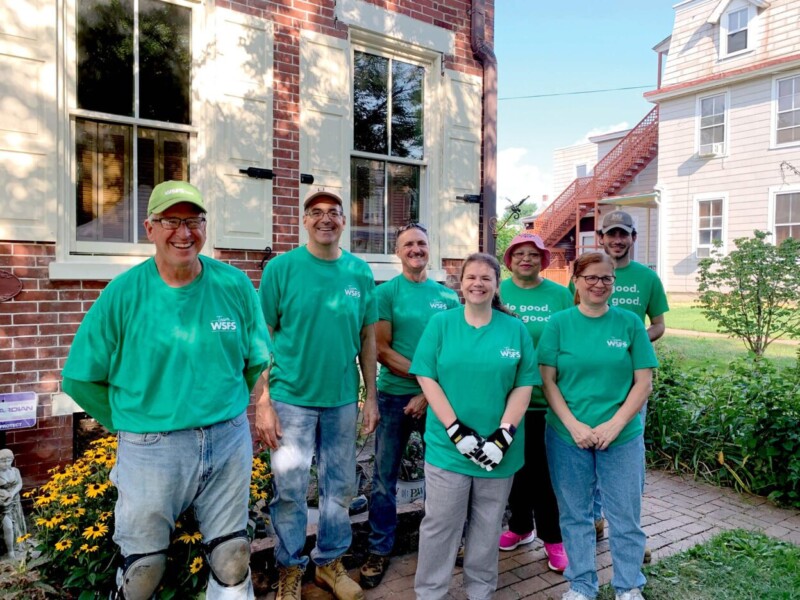 WSFS Associates volunteering with New Jersey's Habitat for Humanity.